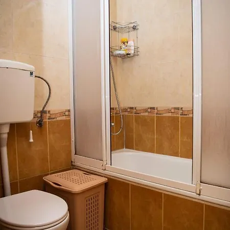 The Temple Bells, Flat In The Heart Of The Dusanovac